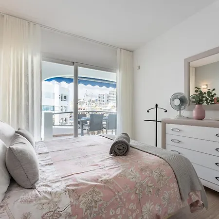 Luxury Marine Wifi Apartmán